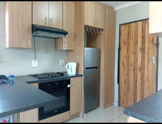 2 BEDROOM HOUSE FOR SALE IN WINDMILL PARK EXT